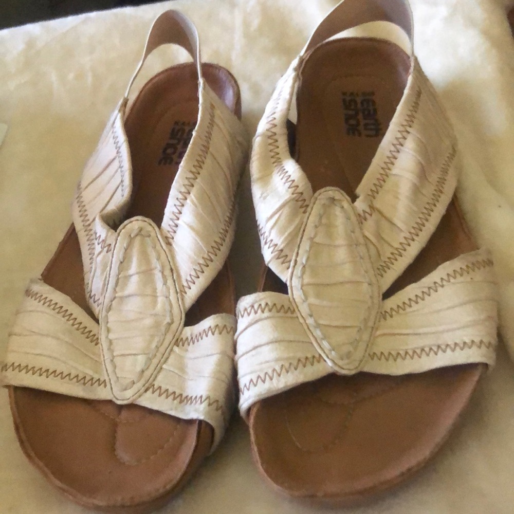 Kalso Earth Shoes- Cream w/Tan; Size:9.5B Pre-Owned